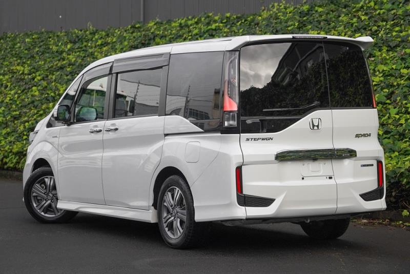 2017 Honda Step Wagon