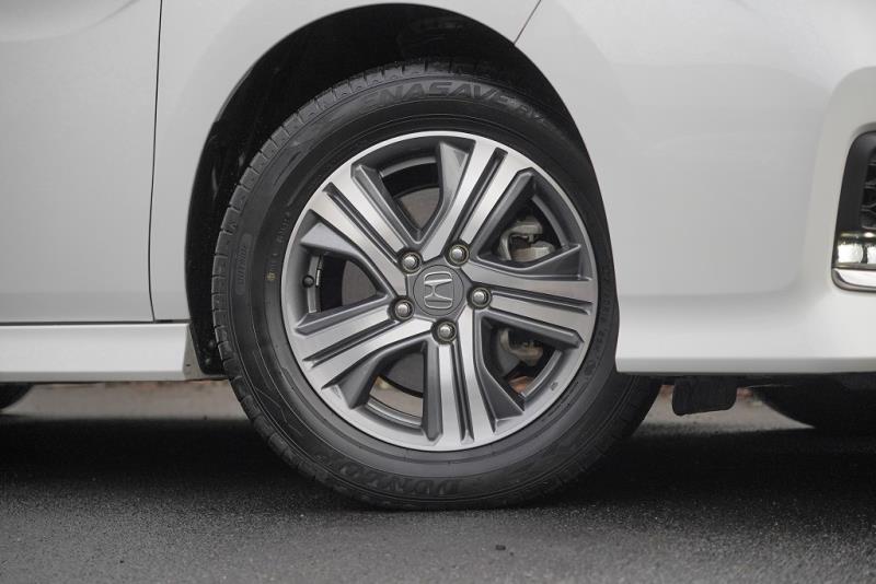 2017 Honda Step Wagon