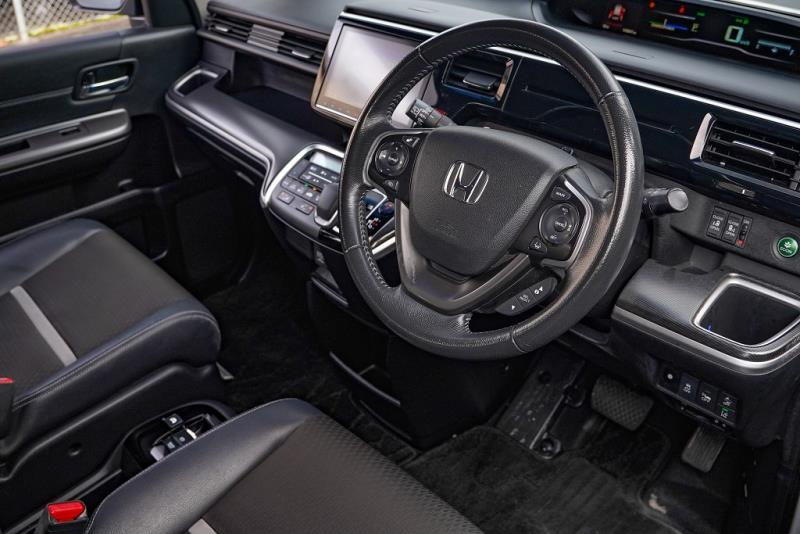 2017 Honda Step Wagon