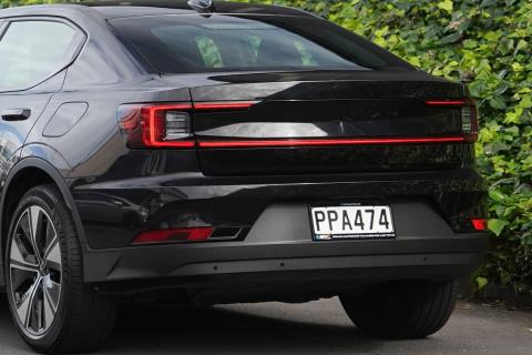 2022 Polestar 2 SRSM 69kWh - Thumbnail