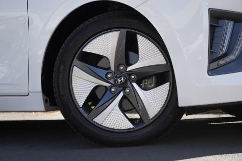 2023 Hyundai IONIQ II Hybrid - Thumbnail