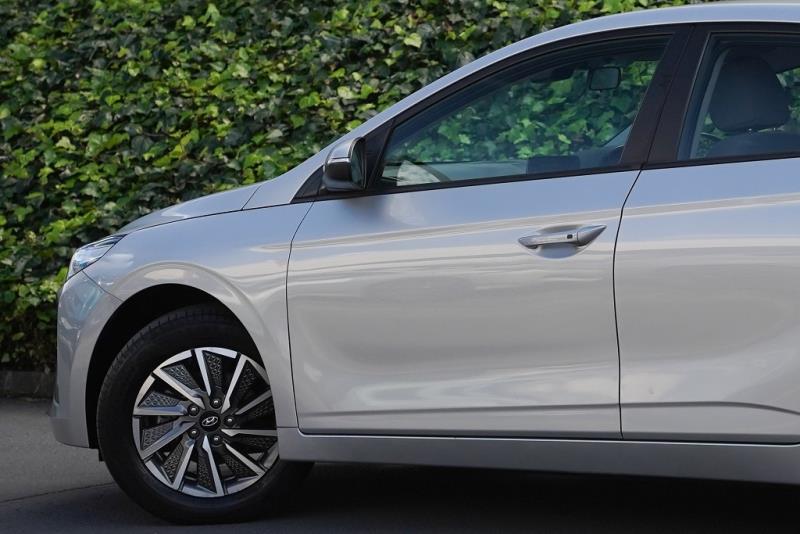 2023 Hyundai IONIQ 100kW Electric