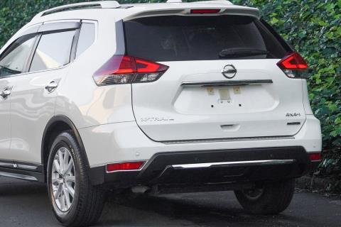 2019 Nissan X-Trail Hybrid - Thumbnail