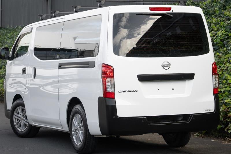 2022 Nissan NV350 / Caravan