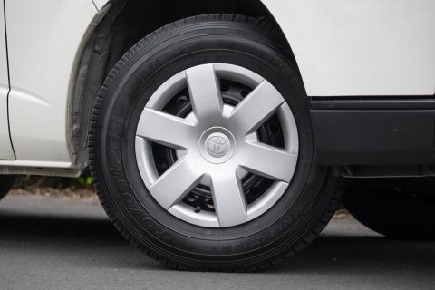 2022 Toyota Hiace ZL 5 Door - Thumbnail