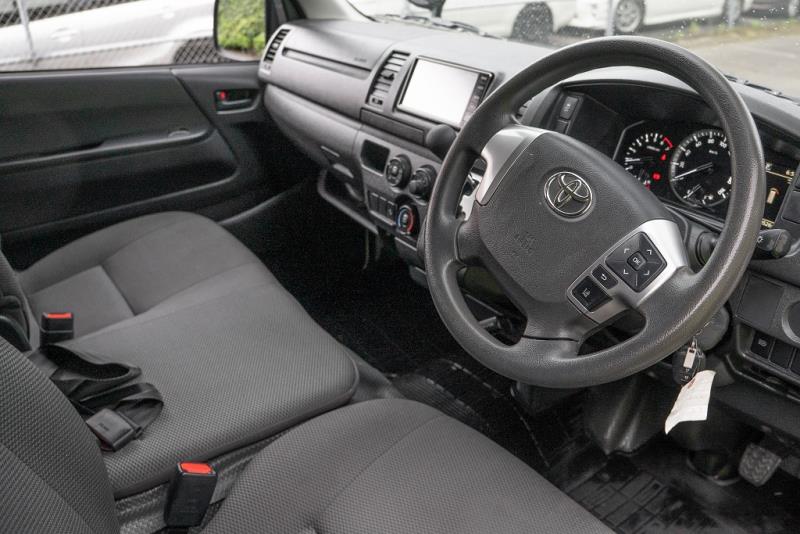 2022 Toyota Hiace ZL 5 Door