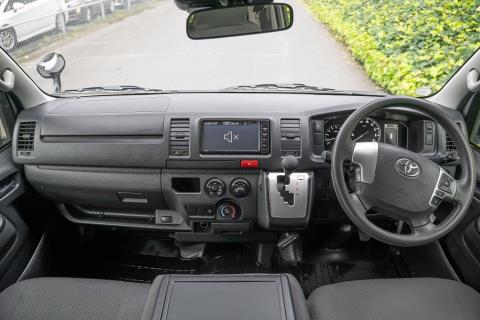 2022 Toyota Hiace ZL 5 Door - Thumbnail