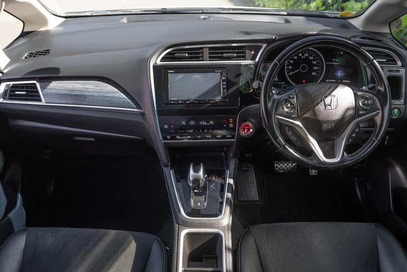 2019 Honda Shuttle Z Hybrid