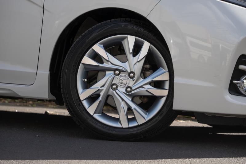 2019 Honda Shuttle Z Hybrid