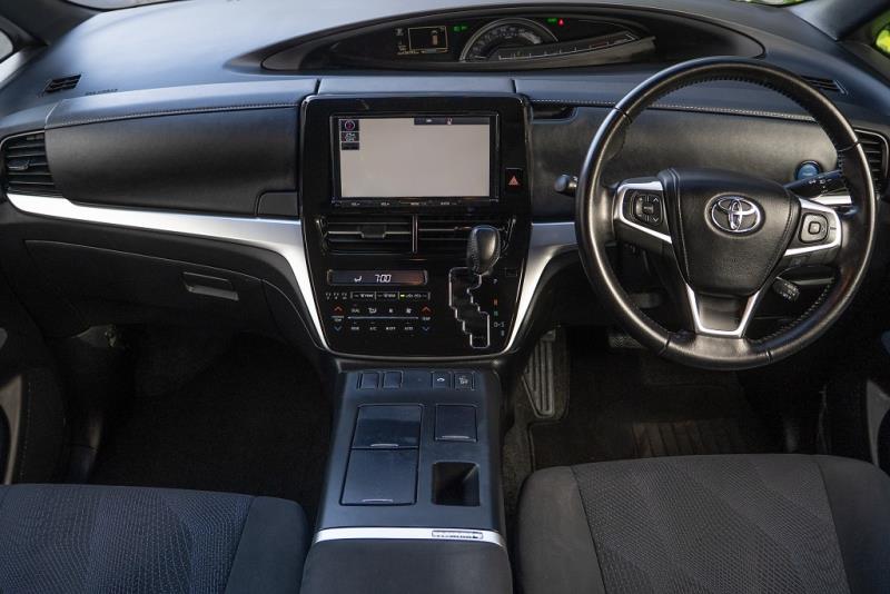 2016 Toyota Estima Aeras Hybrid