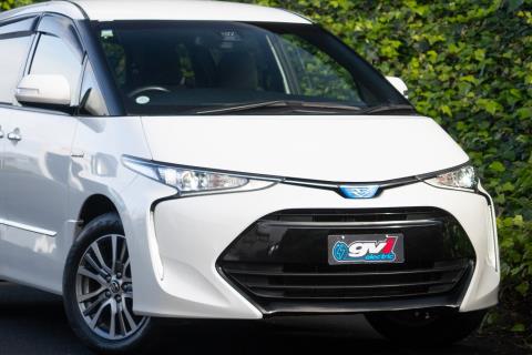 2016 Toyota Estima Aeras Hybrid - Thumbnail