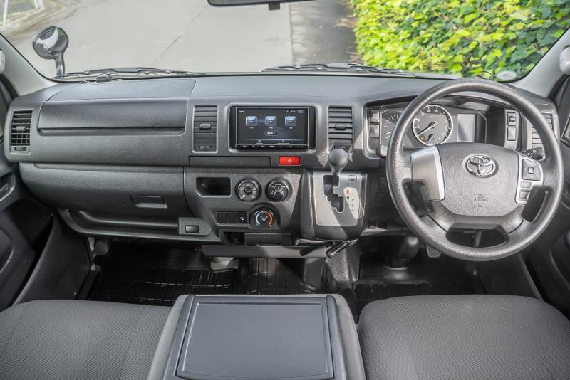 2022 Toyota Hiace ZL 5 Door