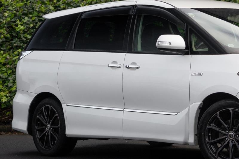 2014 Toyota Estima Hybrid Aeras