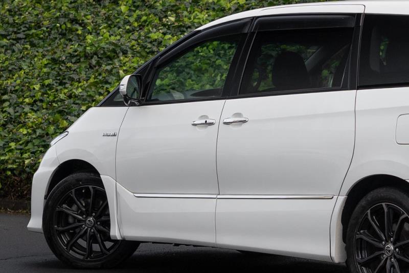2014 Toyota Estima Hybrid Aeras