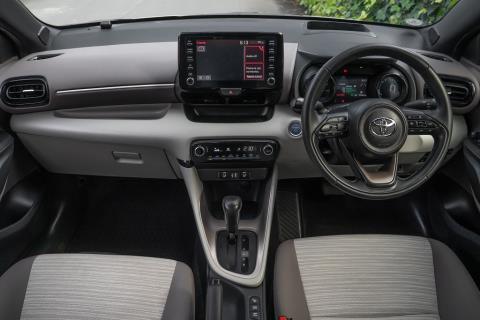2020 Toyota Yaris Z Hybrid - Thumbnail