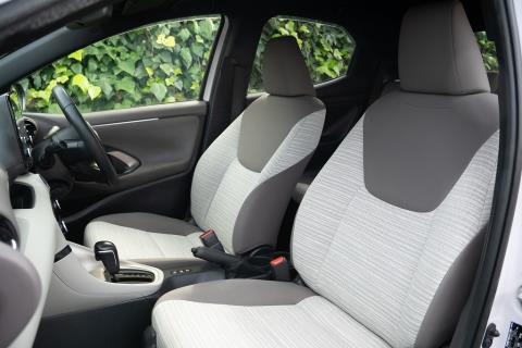 2020 Toyota Yaris Z Hybrid - Thumbnail