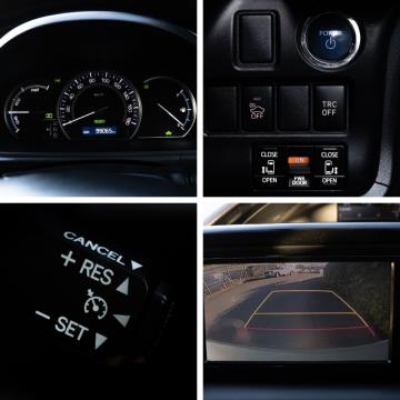 2015 Toyota Noah / Esquire / Voxy - Thumbnail