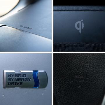 2015 Toyota Noah / Esquire / Voxy - Thumbnail