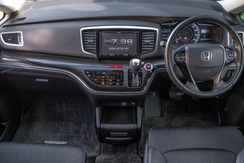 2017 Honda Odyssey Absolute Hybrid - Thumbnail