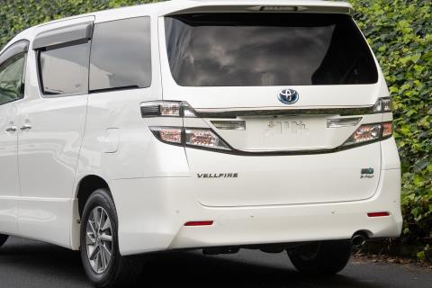 2014 Toyota Vellfire / Alphard Hybrid - Thumbnail