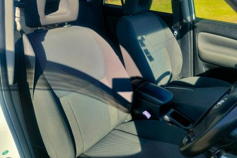 2005 Toyota RAV4L Sport 4WD - Thumbnail
