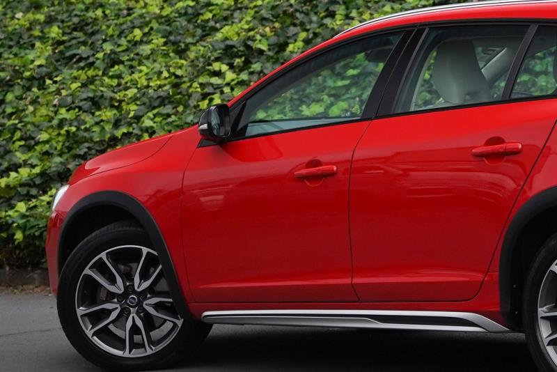2016 Volvo V60 D4 Cross Country