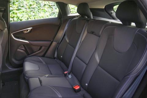 2016 Volvo V40 T4 2.0P - Thumbnail