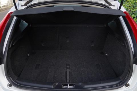 2016 Volvo V40 T4 2.0P - Thumbnail
