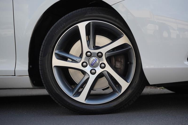 2016 Volvo V40 T4 2.0P