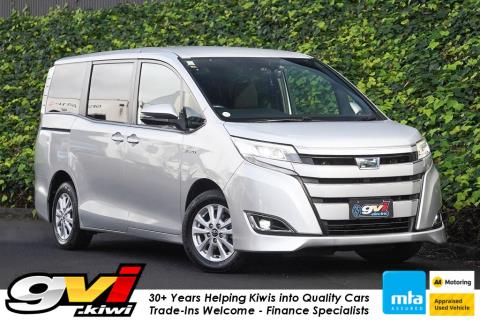 2018 Toyota Noah G / Voxy / Esquire