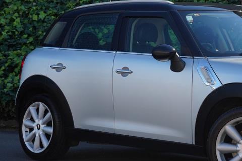 2016 Mini Countryman - Thumbnail