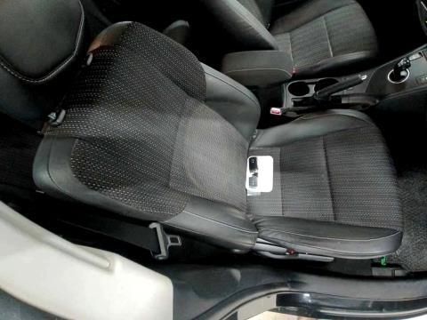 2017 Toyota Auris Hybrid / Corolla - Thumbnail