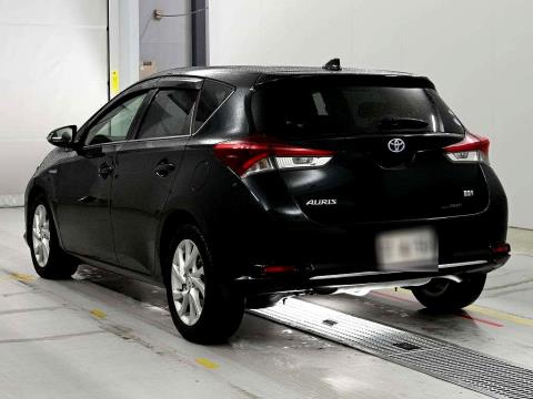 2017 Toyota Auris Hybrid / Corolla - Thumbnail