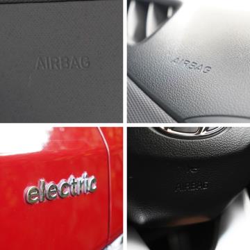 2021 Hyundai Kona EV 64kWh - Thumbnail