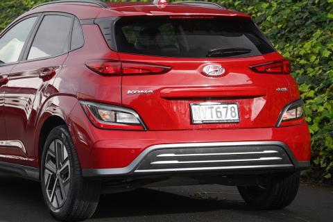 2021 Hyundai Kona EV 64kWh - Thumbnail