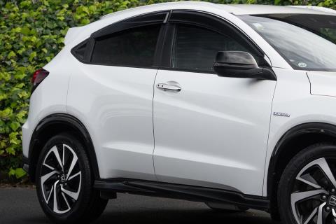 2018 Honda Vezel RS Hybrid / HR-V - Thumbnail