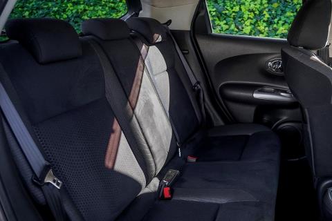 2012 Nissan Juke 16 GT - Thumbnail