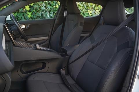 2022 Polestar 2 SRSM 69kWh - Thumbnail