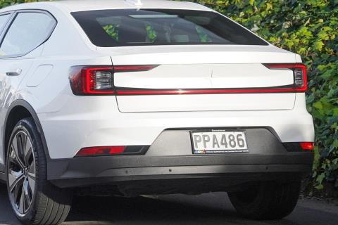 2022 Polestar 2 SRSM 69kWh - Thumbnail