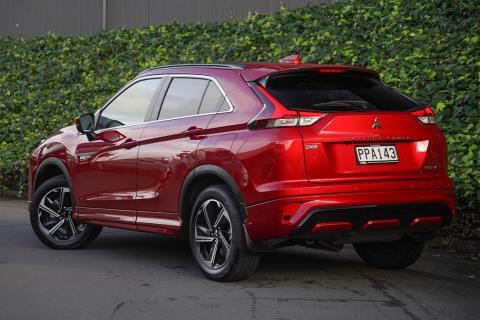 2022 Mitsubishi Eclipse Cross VRX PHEV - Thumbnail
