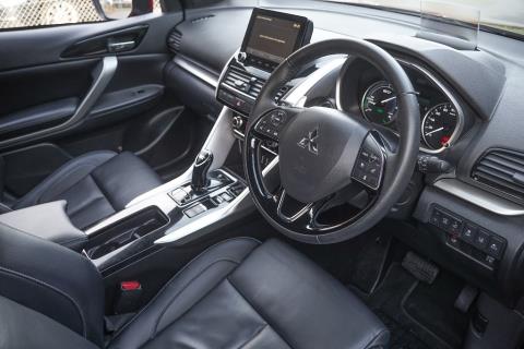 2022 Mitsubishi Eclipse Cross VRX PHEV - Thumbnail