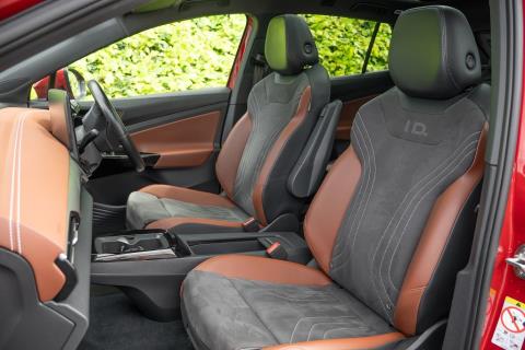 2023 Volkswagen ID.4 Pro - Thumbnail