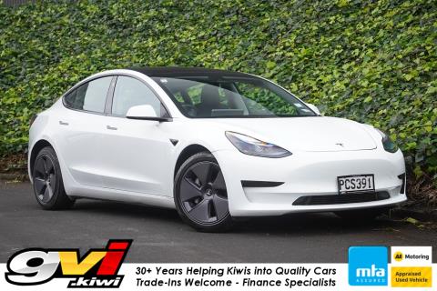2022 Tesla Model 3 SR+