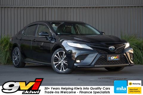 2019 Toyota Camry Hybrid WS