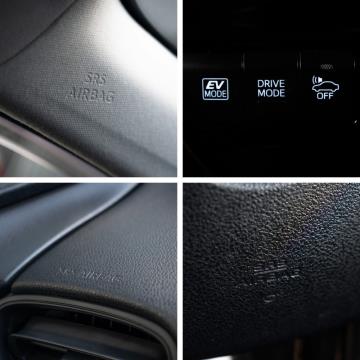 2020 Toyota Prius S - Thumbnail