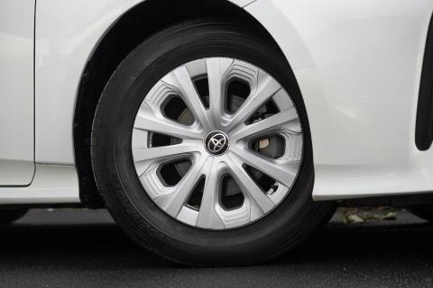 2020 Toyota Prius S - Thumbnail