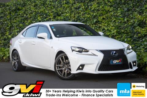 2013 Lexus IS 300h F Sport Hybrid