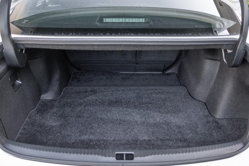 2013 Lexus IS 300h F Sport Hybrid