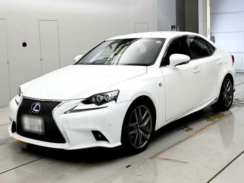 2013 Lexus IS 300h - Thumbnail