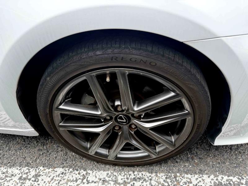 2013 Lexus IS 300h